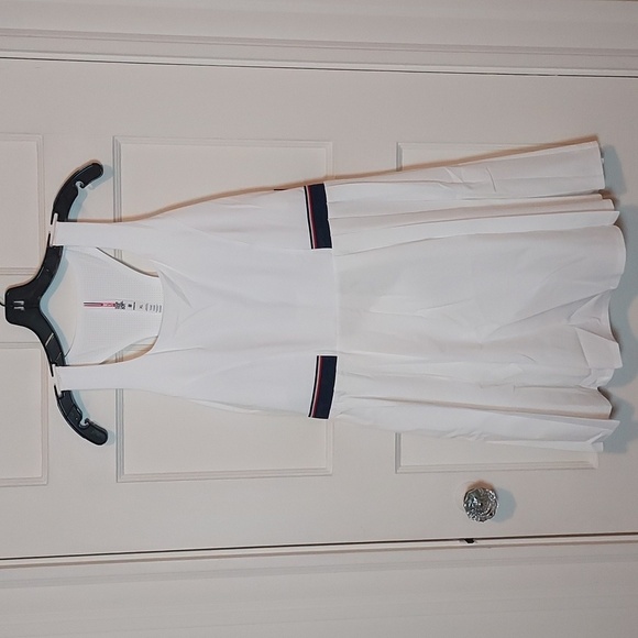 G/FORE RACERBACK STRETCH OPS PLEATED TENNIS DRESS WITH SHORT In Snow - Picture 6 of 16